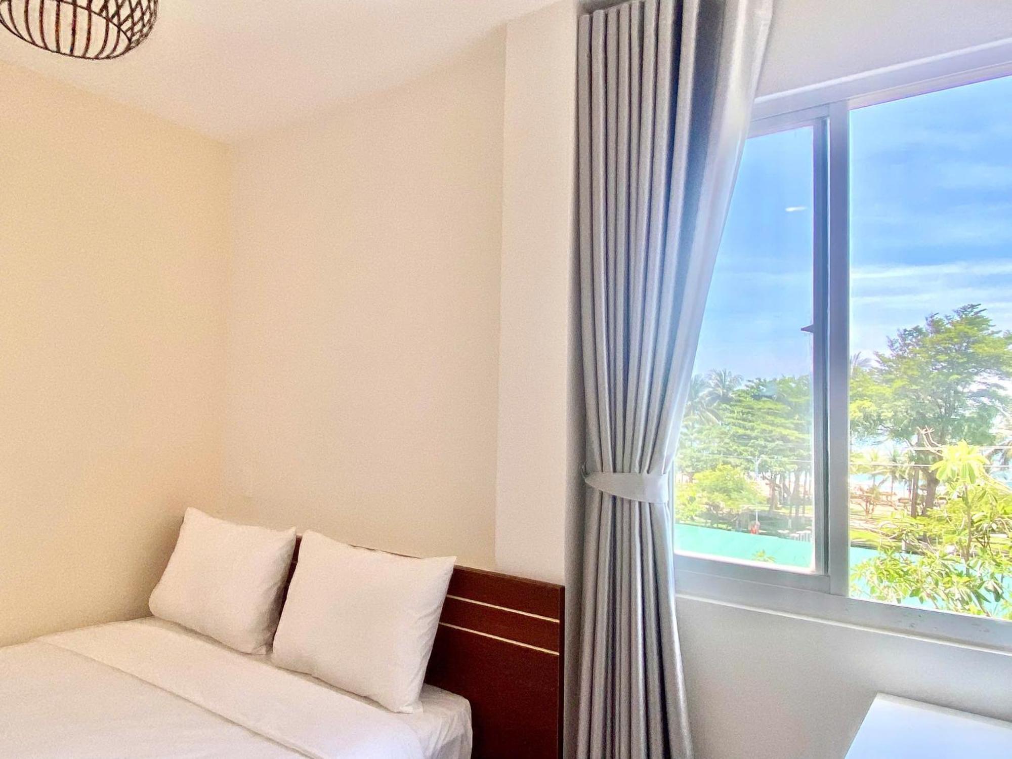 Oasis Khách sạn